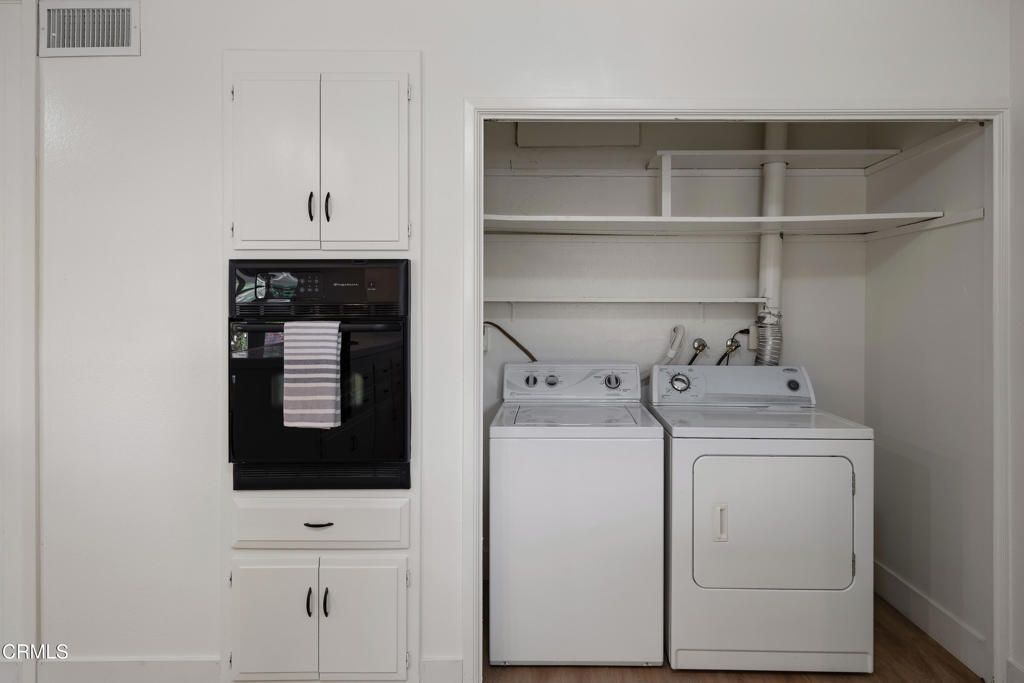 3514 St Elizabeth Road Glendale, CA 91206 - Photo 19 of 75 a utility room with dryer and washer