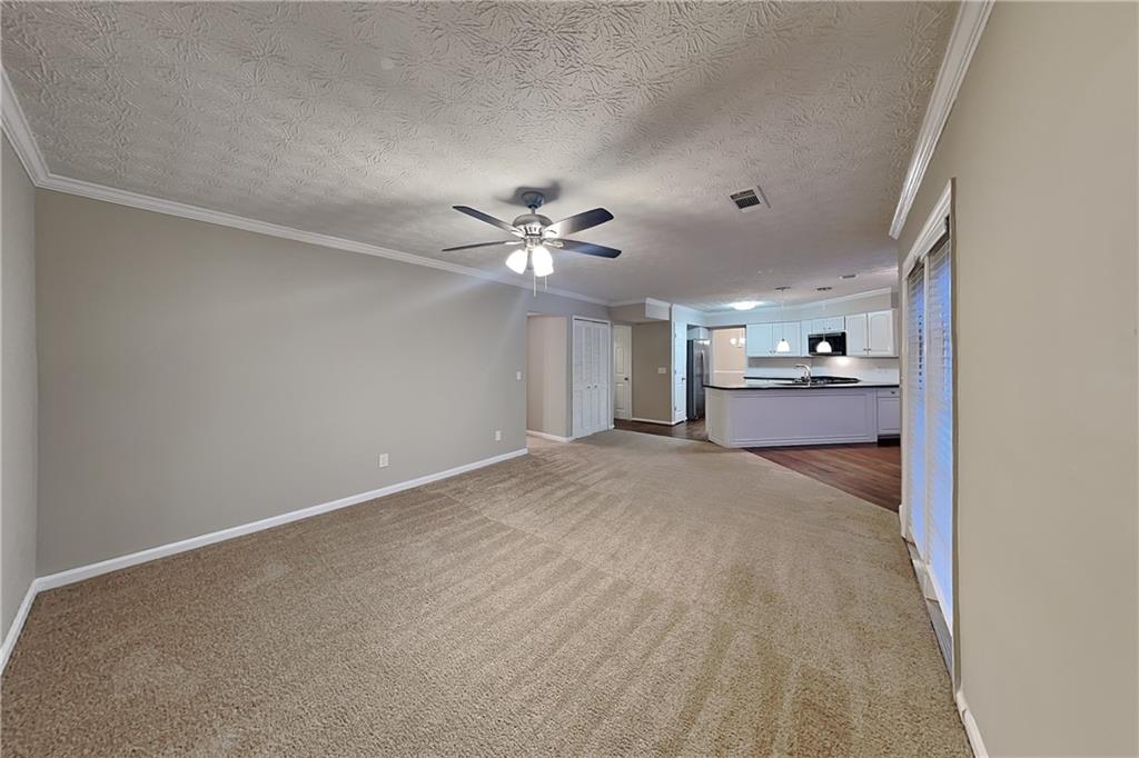 2981 Sutton Glen Marietta, GA 30062 - Photo 2 of 31