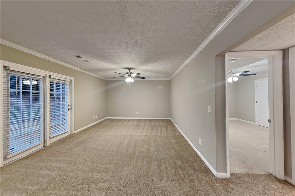 2981 Sutton Glen Marietta, GA 30062 - Photo 3 of 31