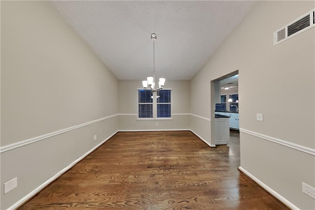 2981 Sutton Glen Marietta, GA 30062 - Photo 10 of 31