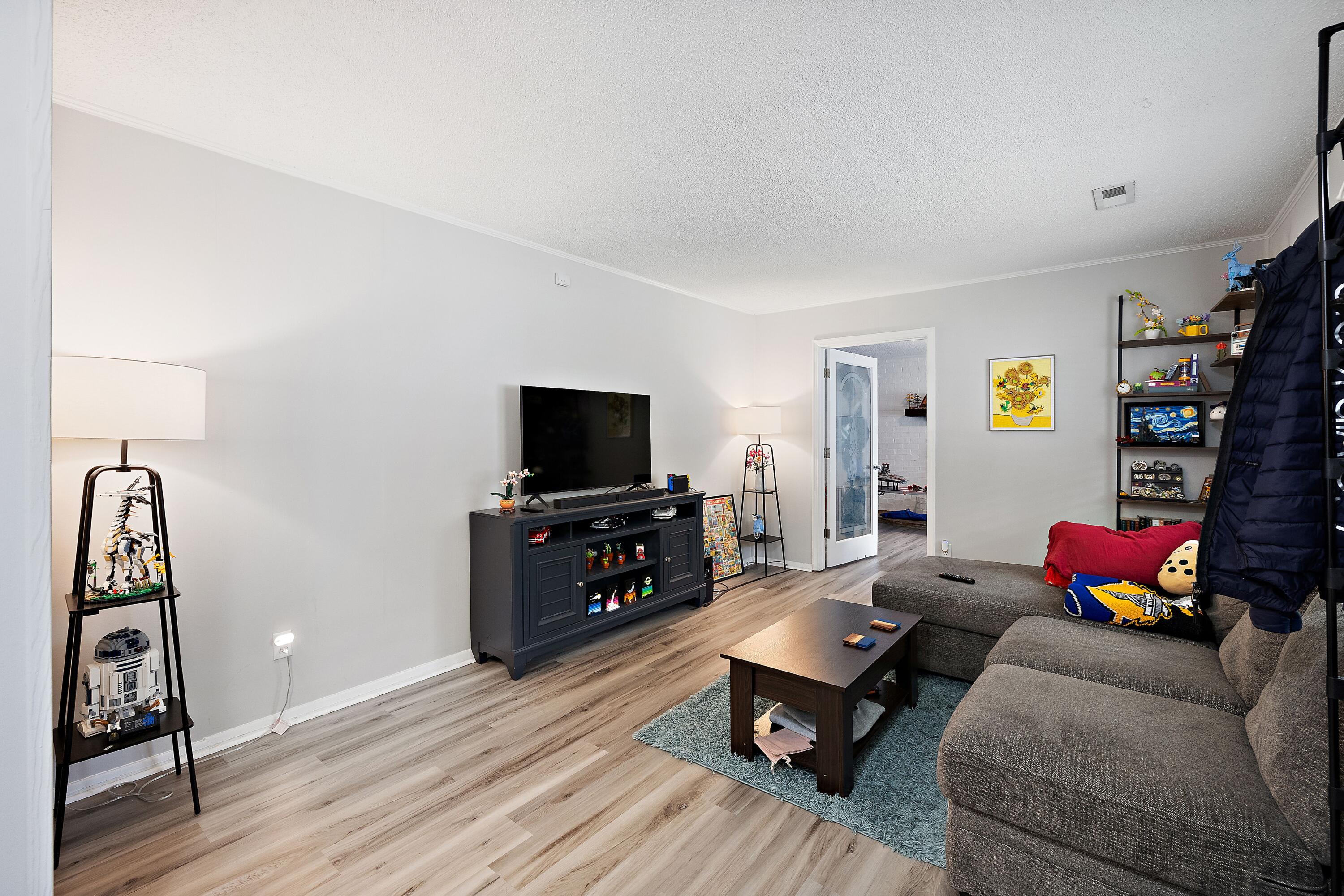 118 Mulberry Drive Summerville, SC 29486 - Photo 2 of 13 BN0A8966