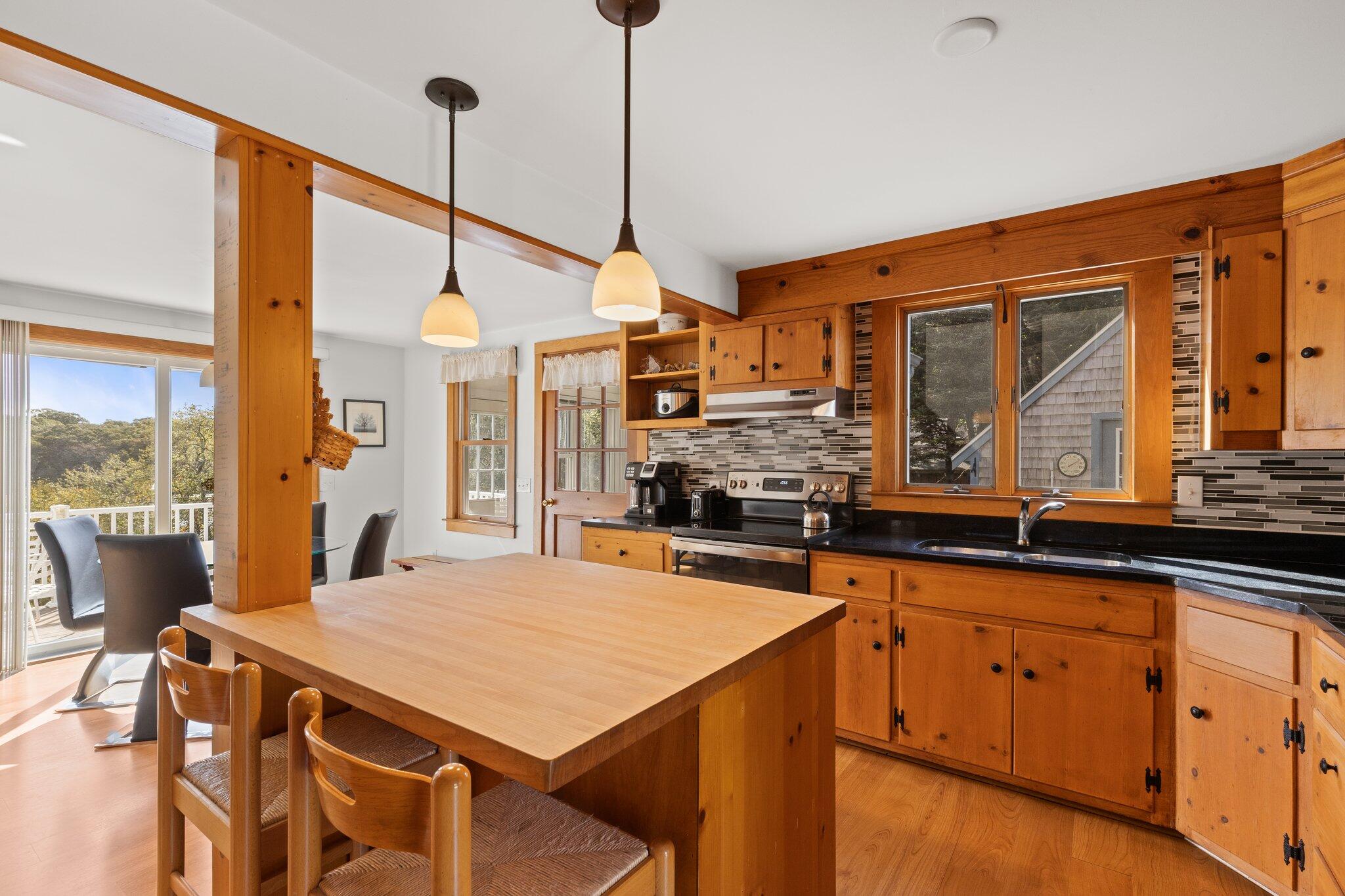 176 Maple Street West Barnstable, MA 02668 - Photo 16 of 83 16-web-or-mls-176-maple-st - Copy - Copy