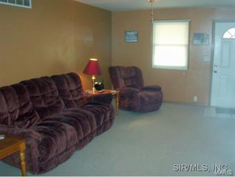 3512 Omega Street Alton, IL 62002 - Photo 3 of 15 Gallery Image 3