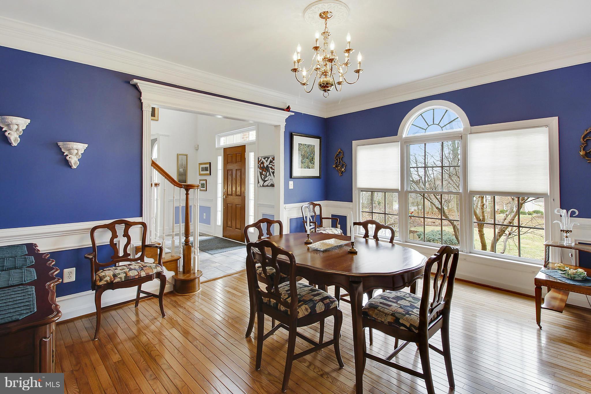25119 Vista Ridge Road Laytonsville, MD 20882 - Photo 15 of 28 Dining Room