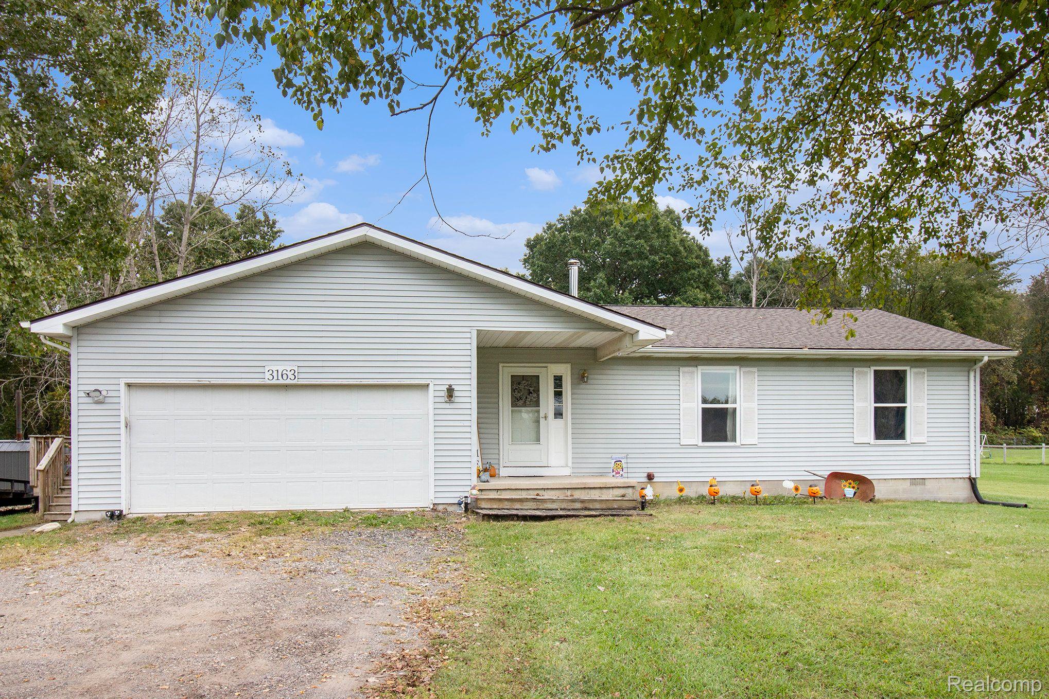 3163 South Bull Run Road Howell, MI 48843 - Photo 1 of 26 Gallery Image 1