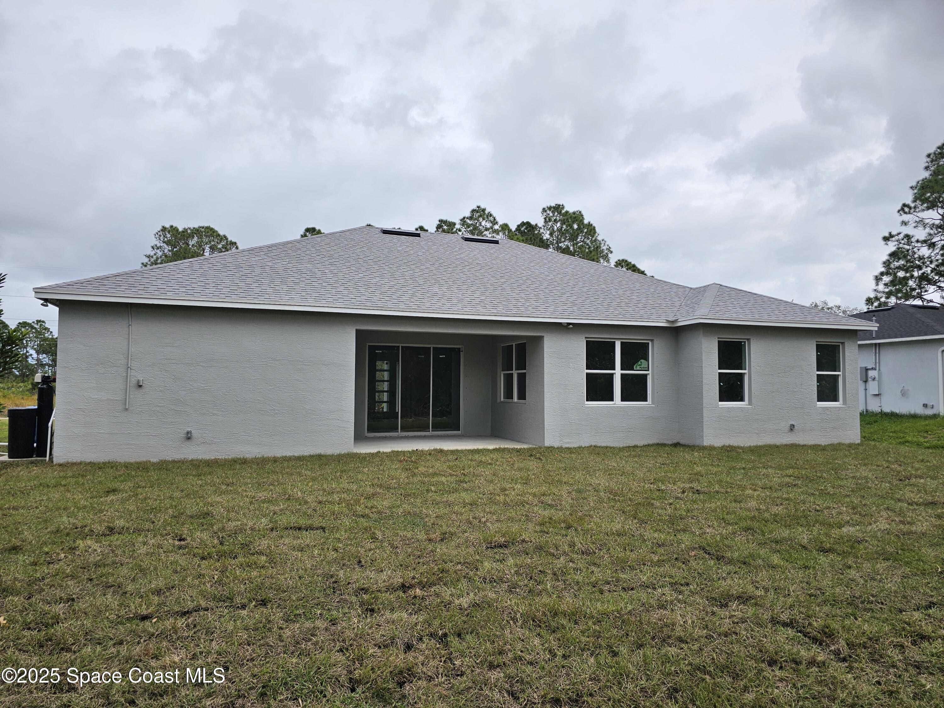 1312 Saxony Road Southwest Palm Bay, FL 32908 - Photo 4 of 52 20241228_113203