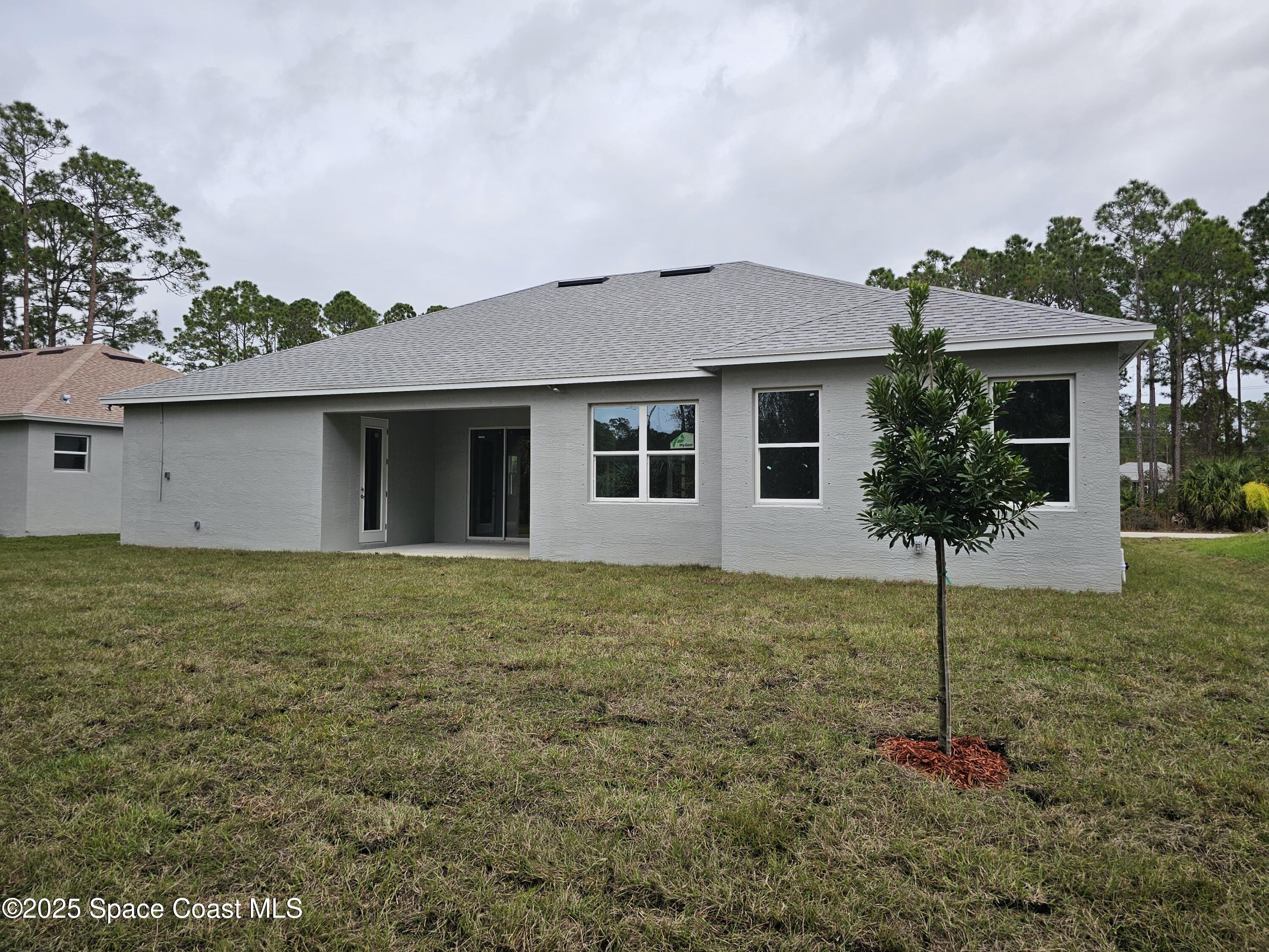 1312 Saxony Road Southwest Palm Bay, FL 32908 - Photo 5 of 52 20241228_113354