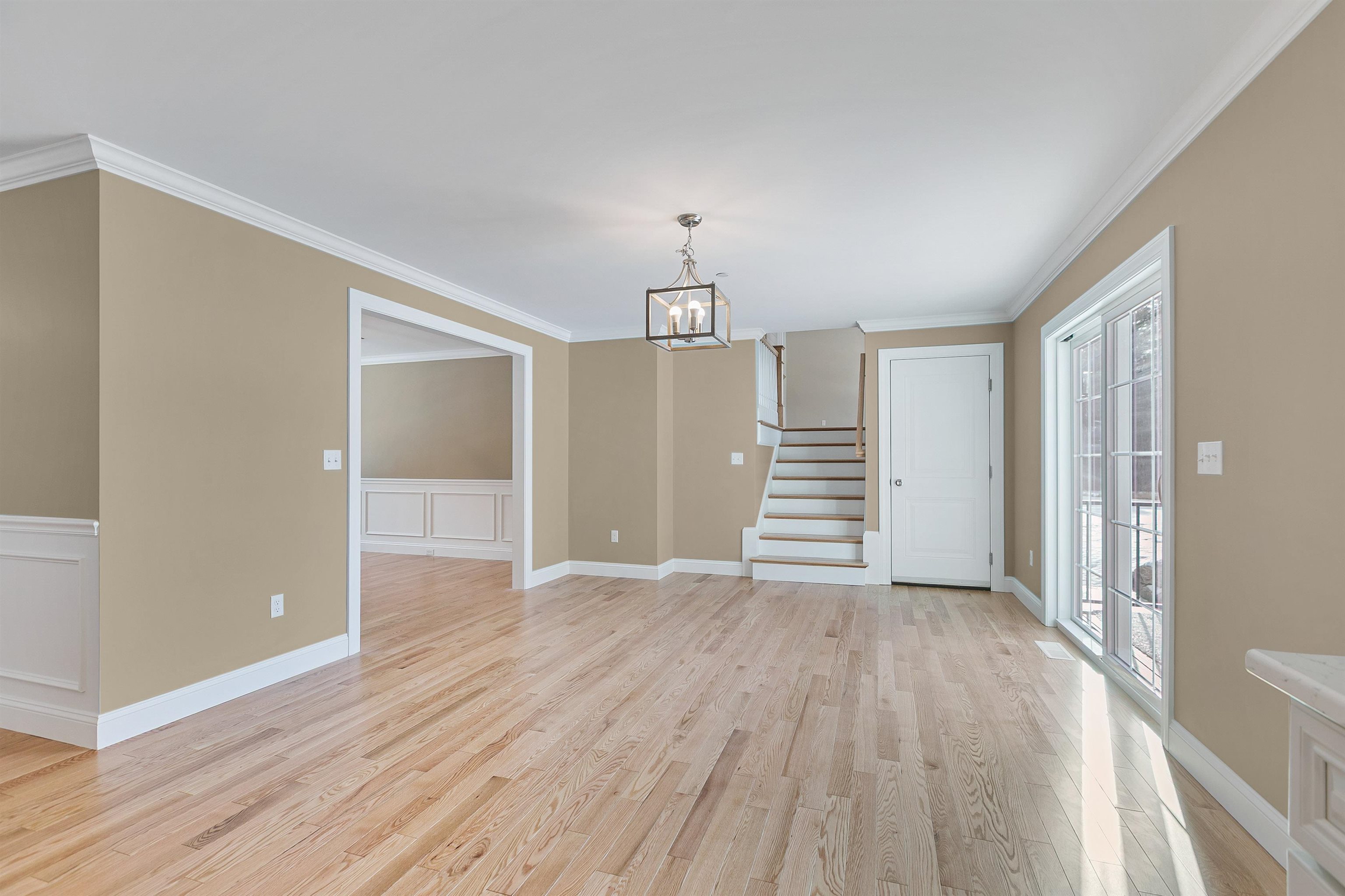 343 Island Pond Road Derry, NH 03038 - Photo 24 of 46