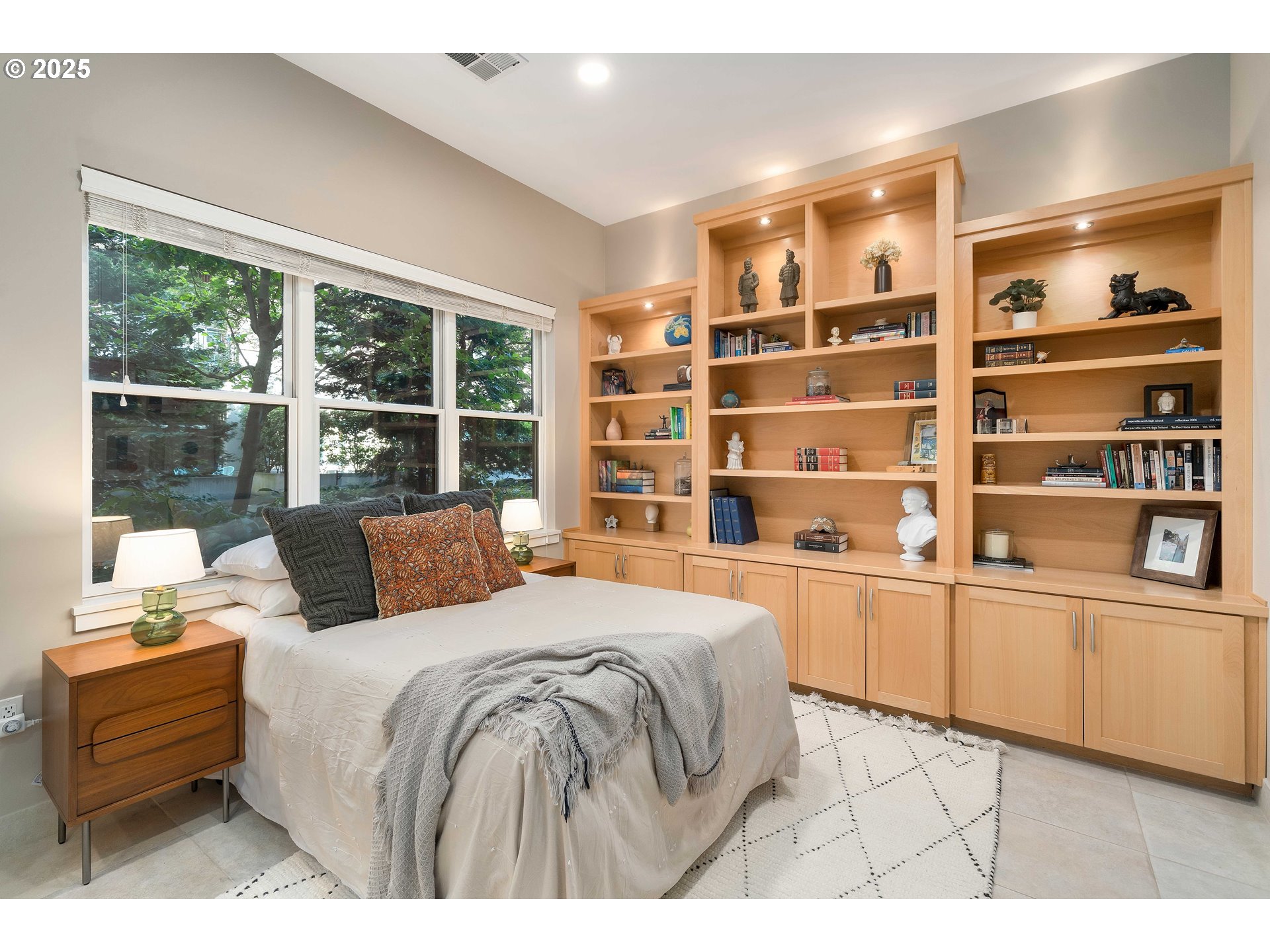 820 Northwest 12th Avenue, Unit 110 Portland, OR 97209 - Photo 22 of 47