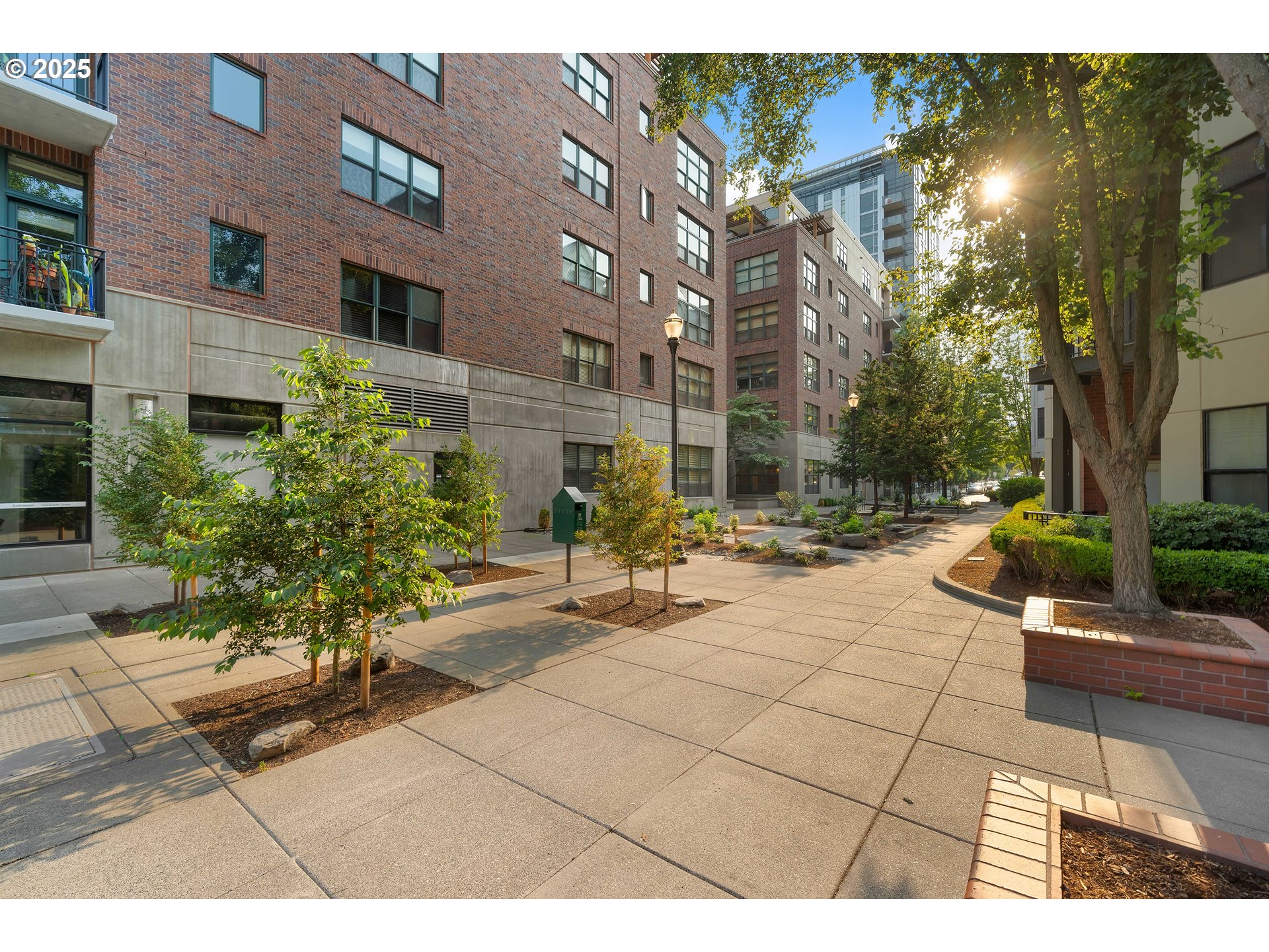 820 Northwest 12th Avenue, Unit 110 Portland, OR 97209 - Photo 28 of 47