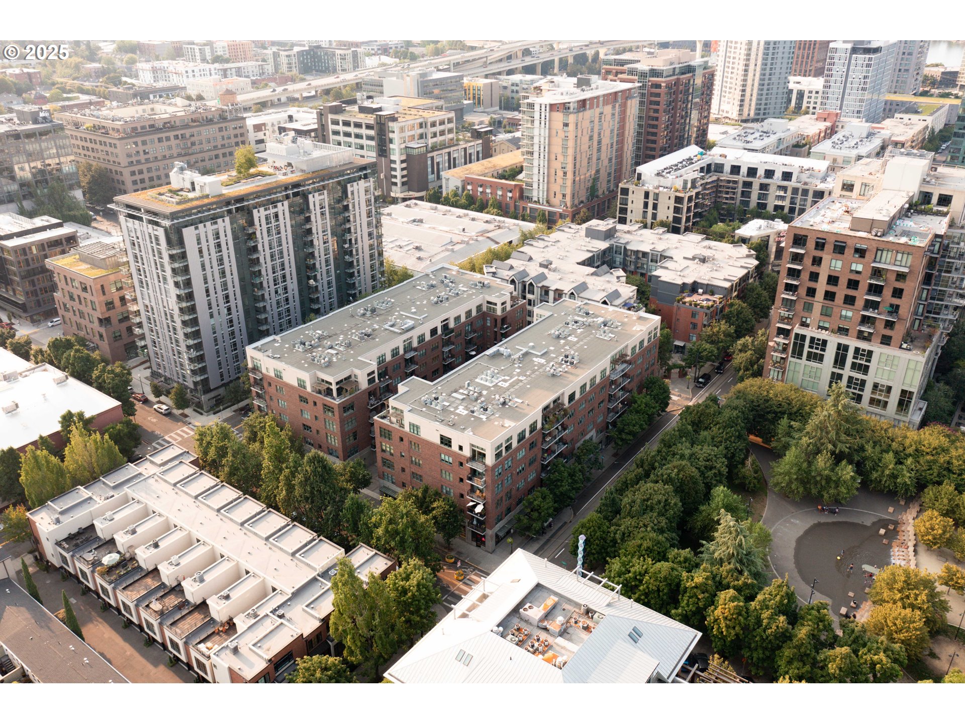 820 Northwest 12th Avenue, Unit 110 Portland, OR 97209 - Photo 37 of 47