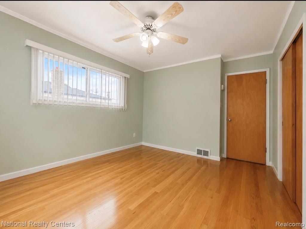 7285 Helen Street Center Line, MI 48015 - Photo 18 of 32 53D702B5-CDB9-4889-A95A-F977D85FC716_1_105_c.jpeg