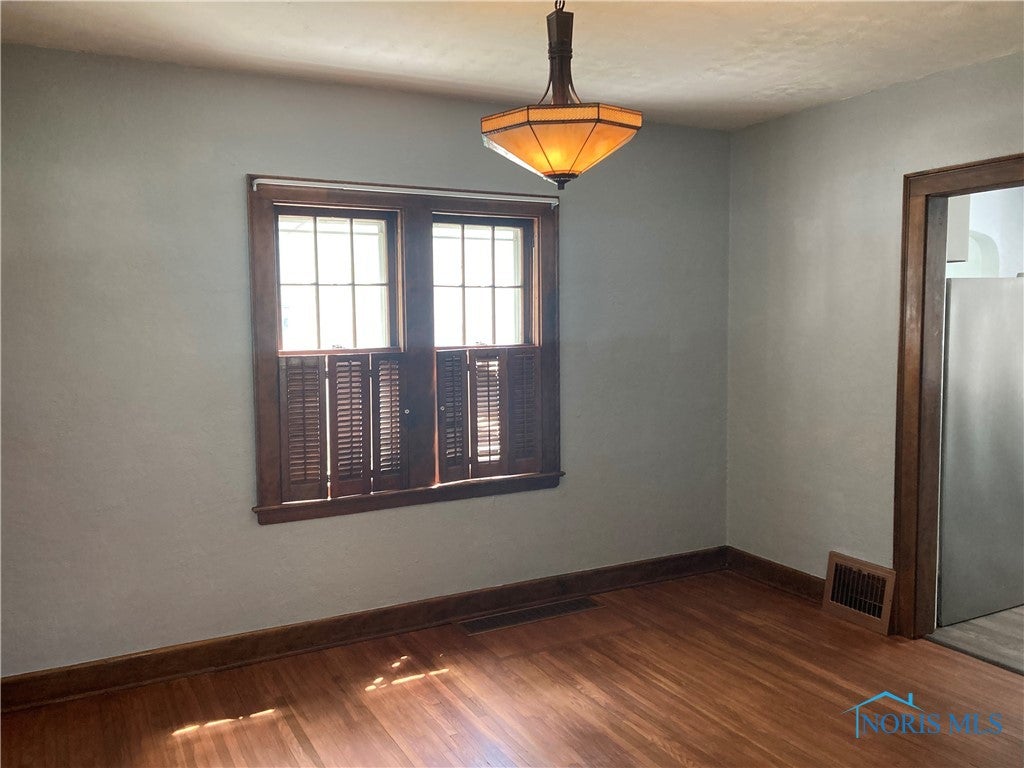 3658 Elmhurst Road Toledo, OH 43613 - Photo 7 of 20 Gallery Image 7