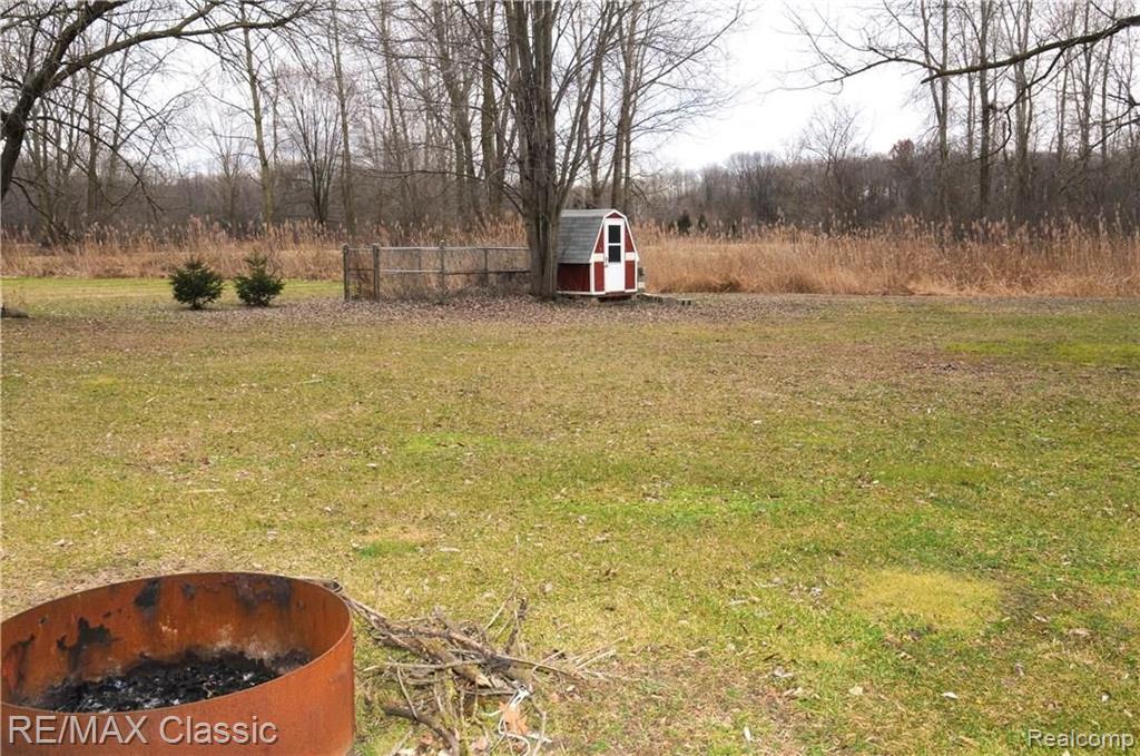 47315 Wear Road Belleville, MI 48111 - Photo 9 of 33