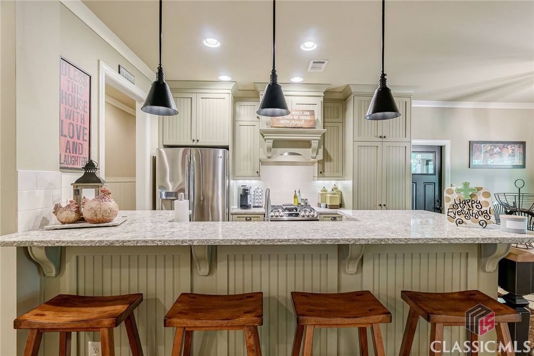 1640 Madison Court Bogart, GA 30622 - Photo 13 of 69