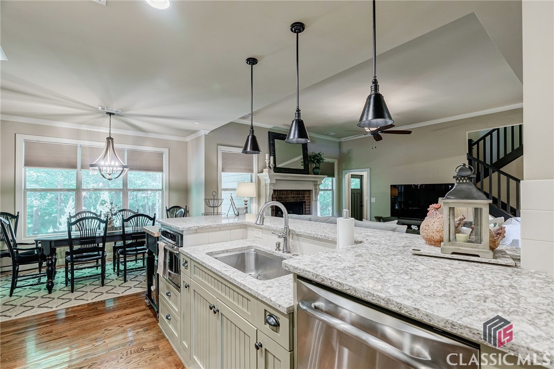 1640 Madison Court Bogart, GA 30622 - Photo 14 of 69