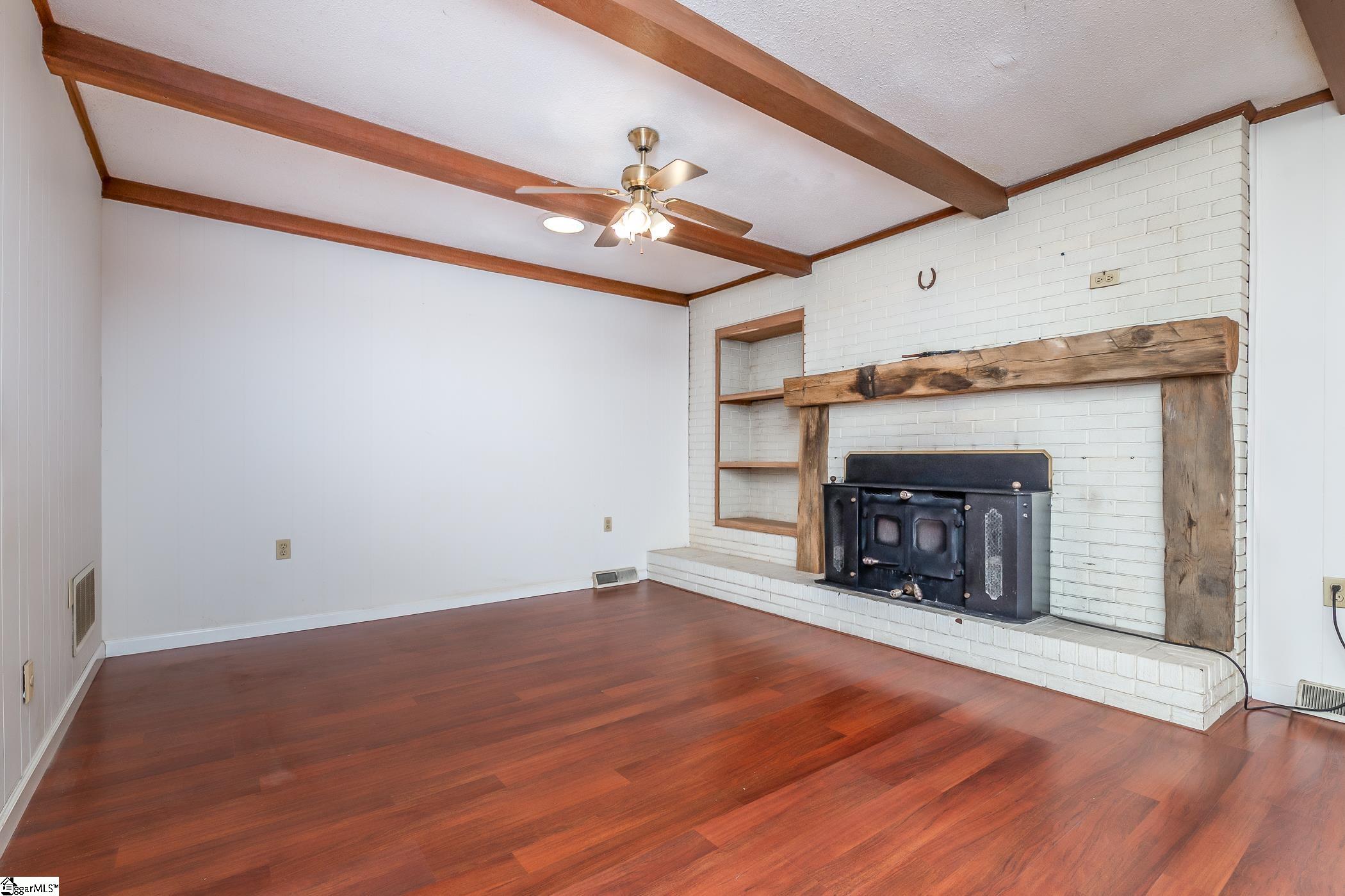 232 Mattie Campbell Road Honea Path, SC 29654 - Photo 8 of 42
