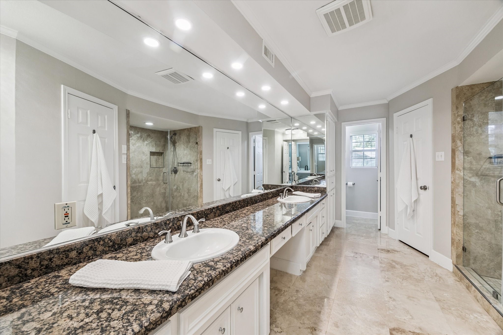 831 Merrick Drive Sugar Land, TX 77478 - Photo 18 of 32