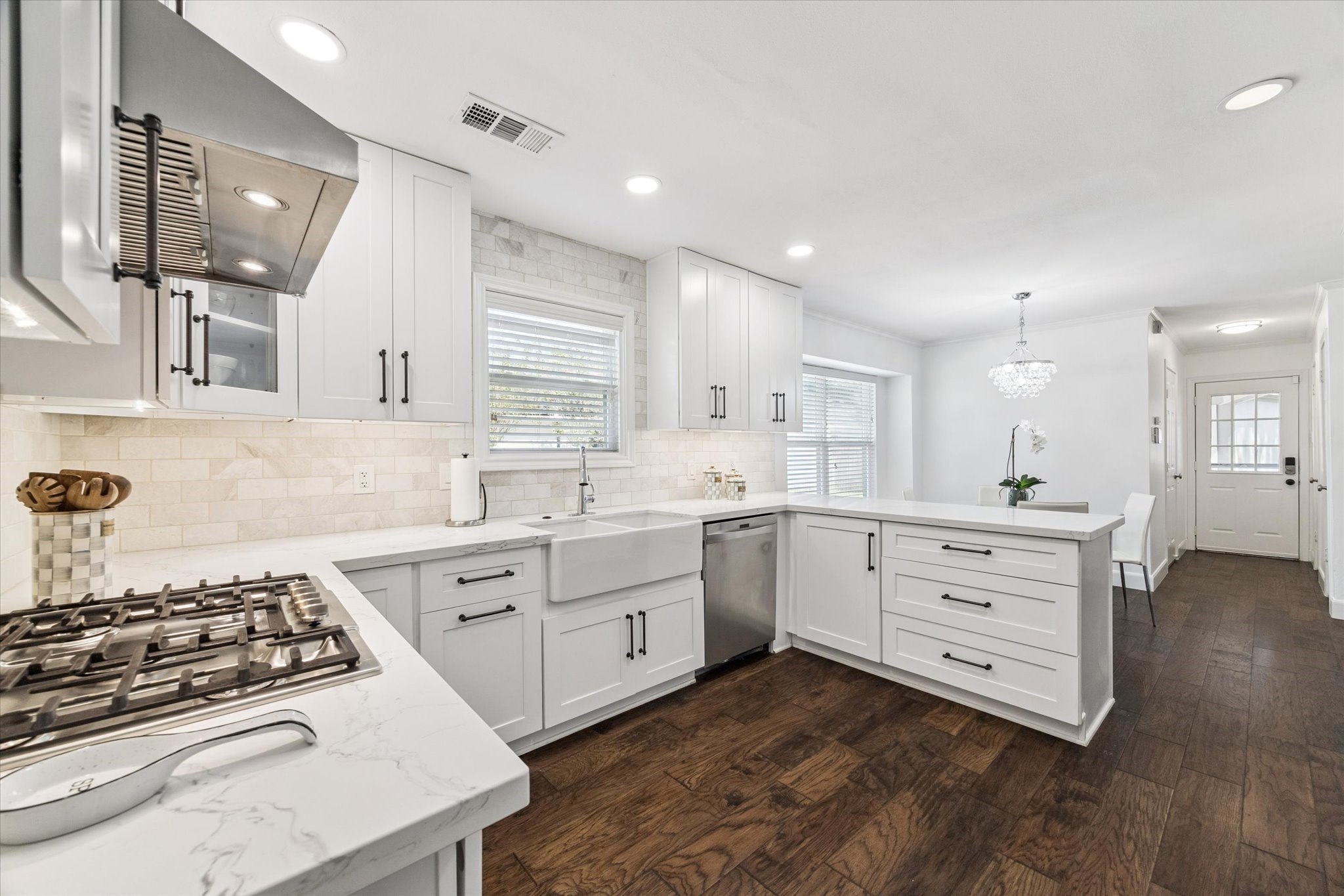 831 Merrick Drive Sugar Land, TX 77478 - Photo 8 of 32