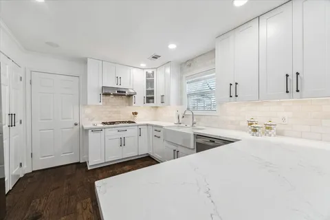 $579,000 | 831 Merrick Drive, Sugar Land, TX 77478