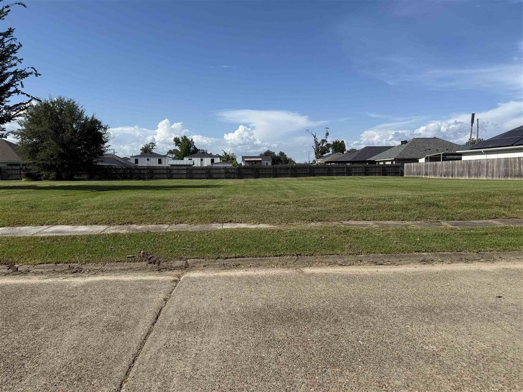 Penn St Lake Lake Charles, LA 70601 - Photo 3 of 4