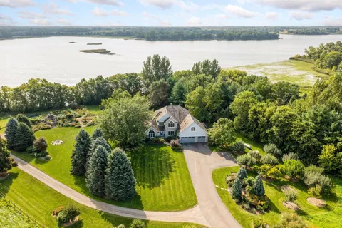$1,249,000 | 7040 Meridian Avenue South, Montrose, MN 55363
