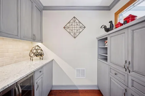 $1,249,000 | 7040 Meridian Avenue South, Montrose, MN 55363