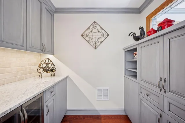 $1,249,000 | 7040 Meridian Avenue South, Montrose, MN 55363