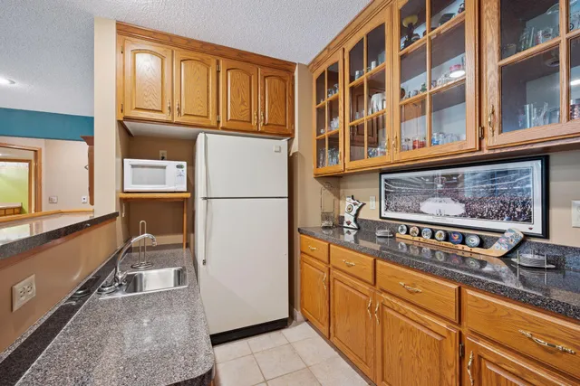 $1,249,000 | 7040 Meridian Avenue South, Montrose, MN 55363