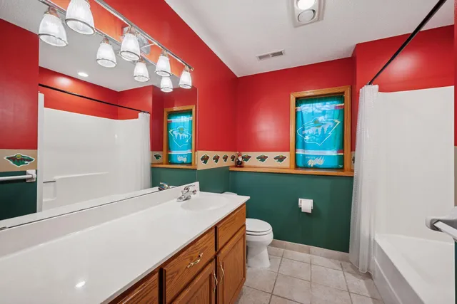 $1,249,000 | 7040 Meridian Avenue South, Montrose, MN 55363