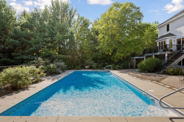 $1,249,000 | 7040 Meridian Avenue South, Montrose, MN 55363