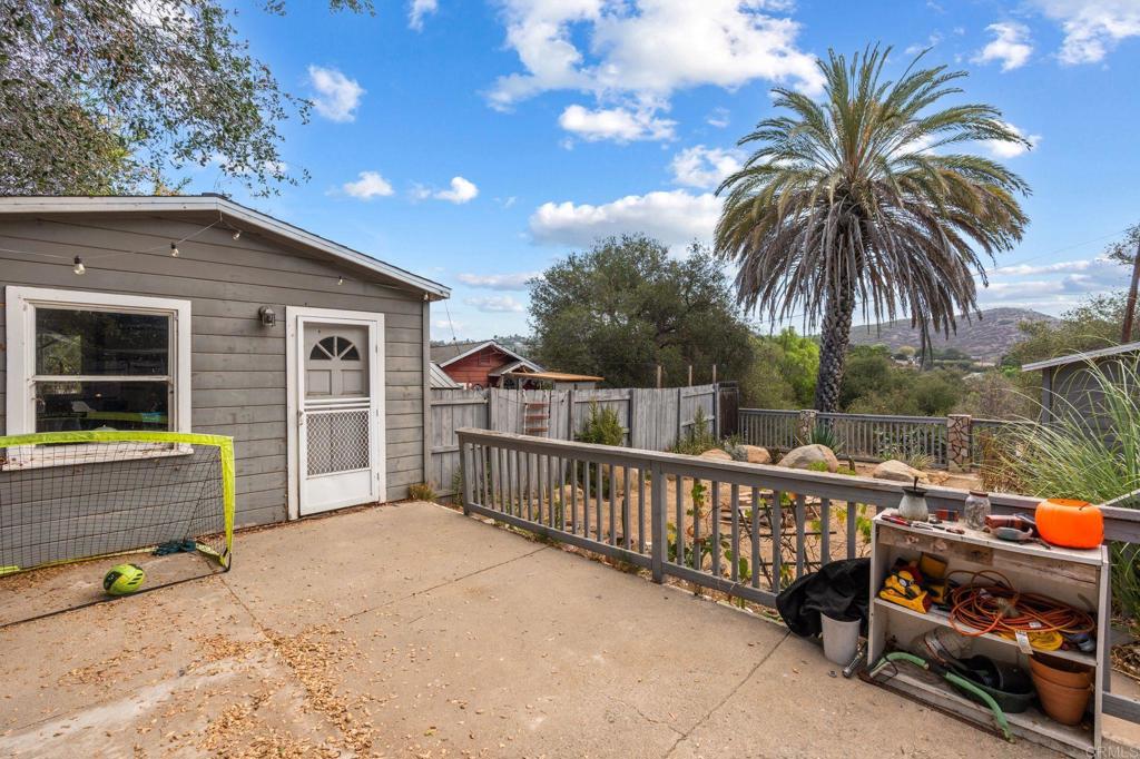 9704 Del Dios Road Escondido, CA 92029 - Photo 12 of 27 Gallery Image 12