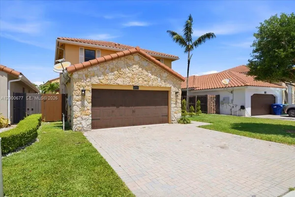 $6,100 | 9777 Northwest 8th Street, Miami, FL 33172