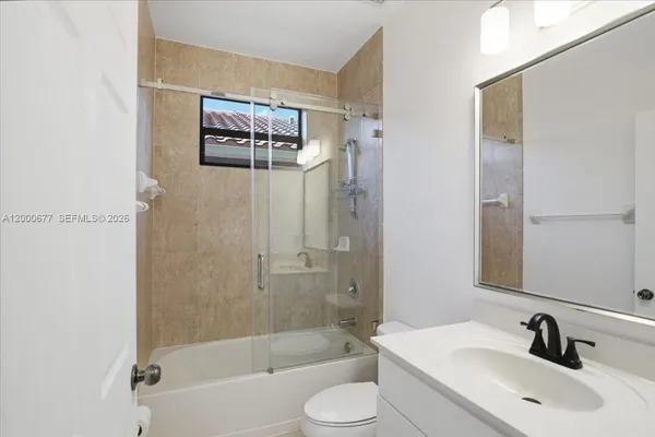 $6,100 | 9777 Northwest 8th Street, Miami, FL 33172