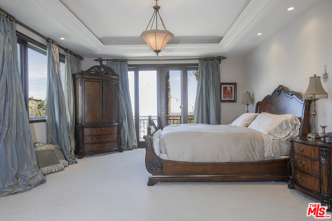 11531 Orum Road Los Angeles, CA 90049 - Photo 21 of 35 Gallery Image 21