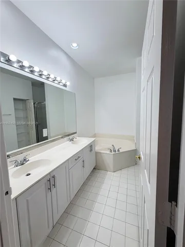 $395,000 | 2650 East Aragon Boulevard, Unit 2, Sunrise, FL 33313