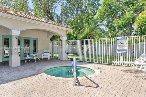 $395,000 | 2650 East Aragon Boulevard, Unit 2, Sunrise, FL 33313