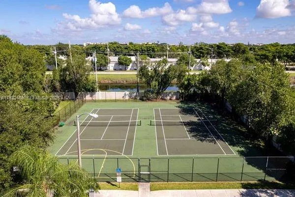 $395,000 | 2650 East Aragon Boulevard, Unit 2, Sunrise, FL 33313