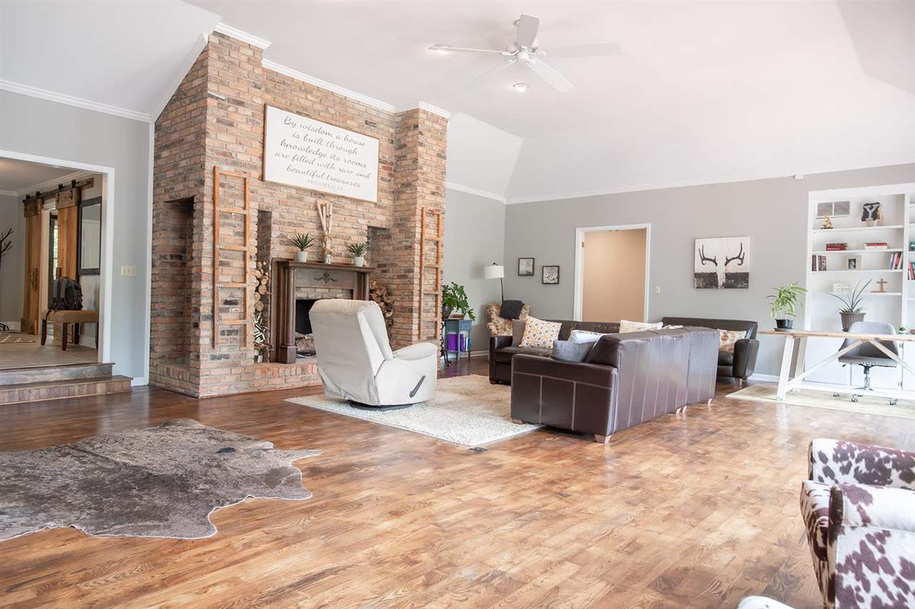 12061 Macon Road Collierville, TN 38017 - Photo 8 of 25 Gallery Image 8