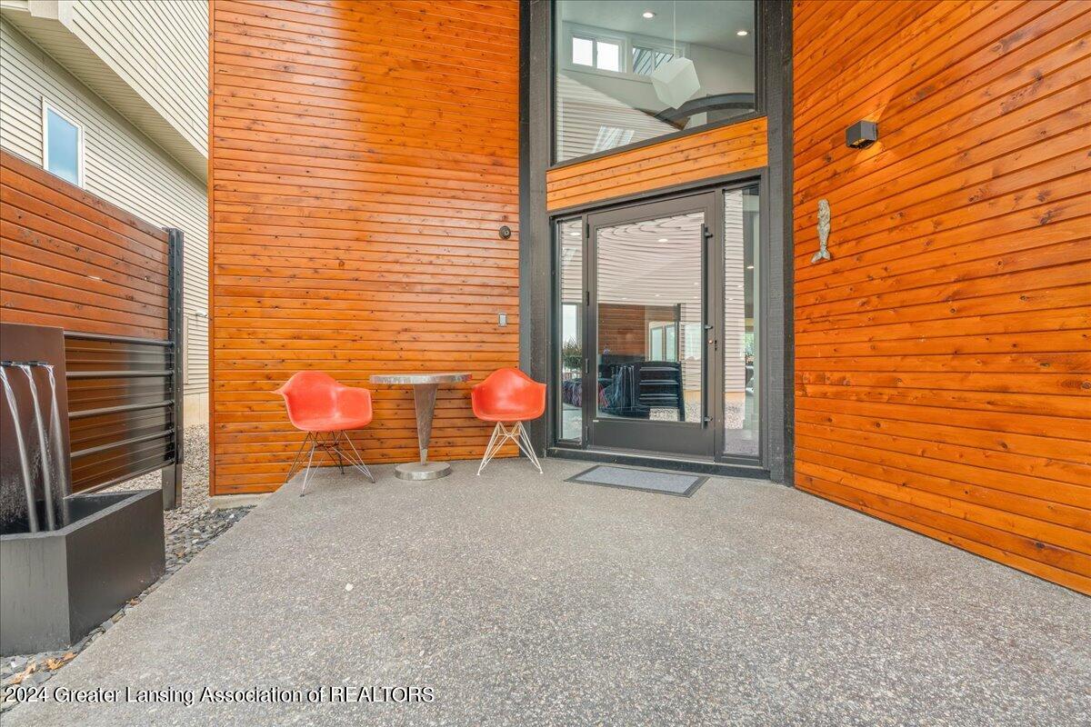 6240 West Reynolds Road Haslett, MI 48840 - Photo 12 of 80 10-Media Jett-27