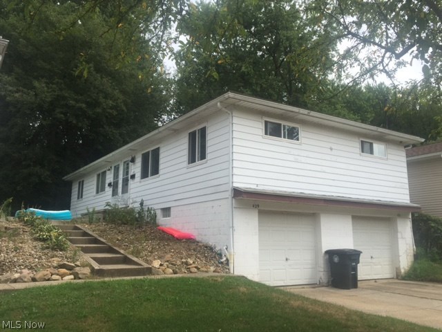 429-431 Baldwin Road Akron, OH 44312 - Photo 1 of 1