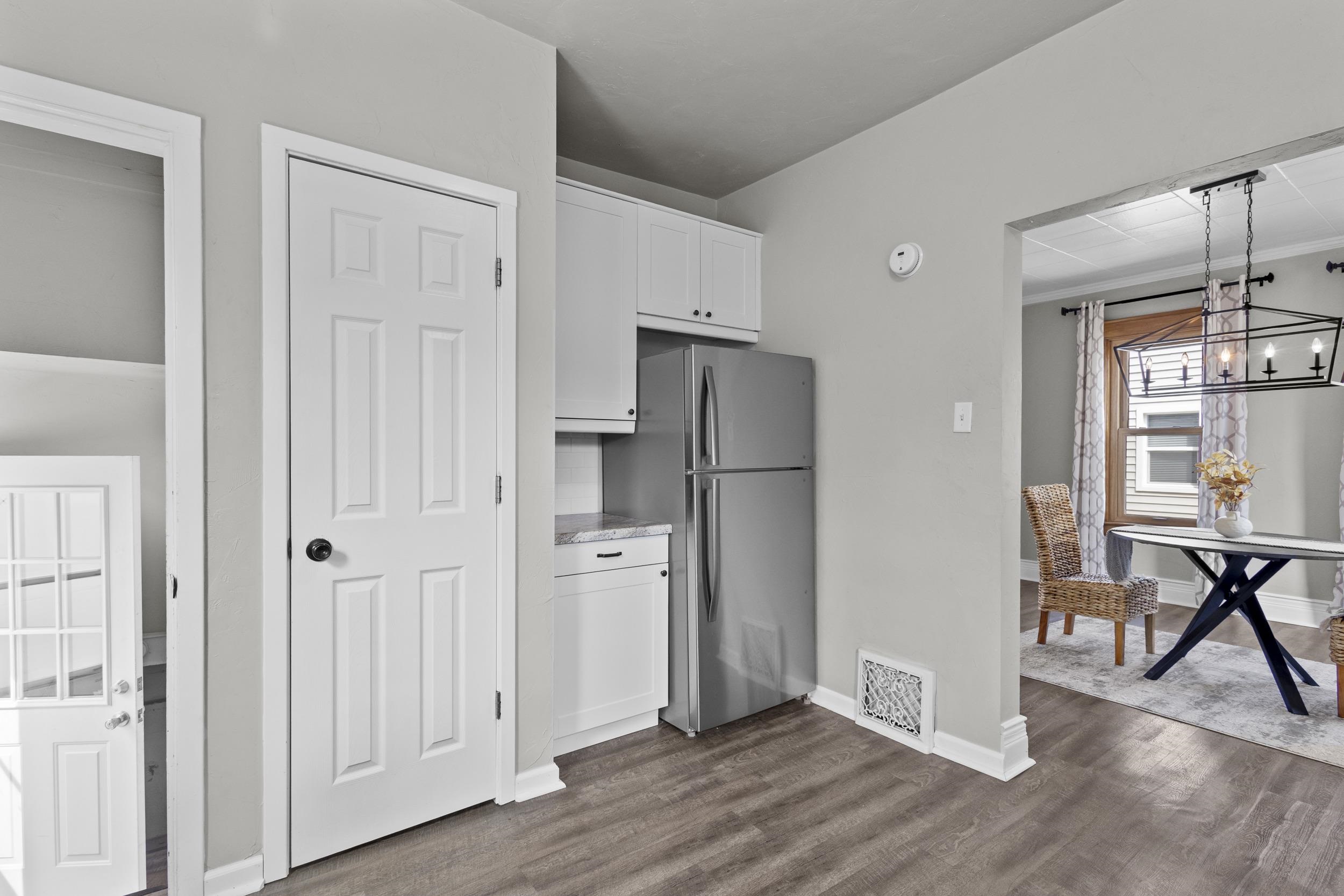 109 East Hancock Street Appleton, WI 54911 - Photo 13 of 28