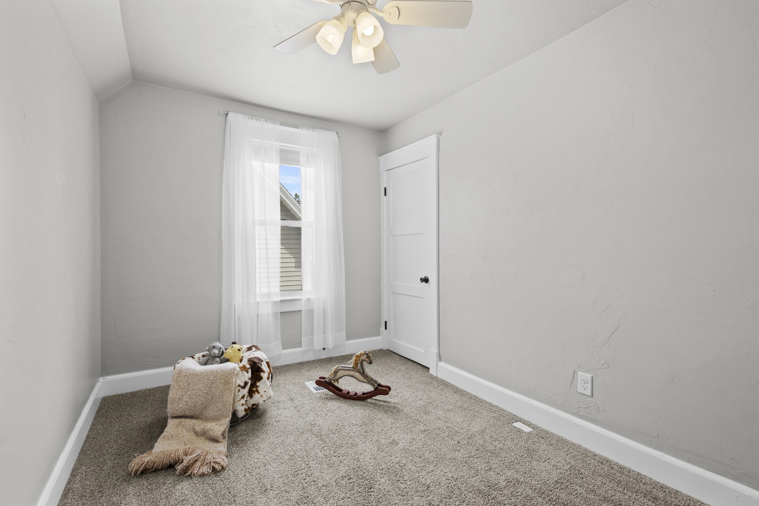 109 East Hancock Street Appleton, WI 54911 - Photo 19 of 28