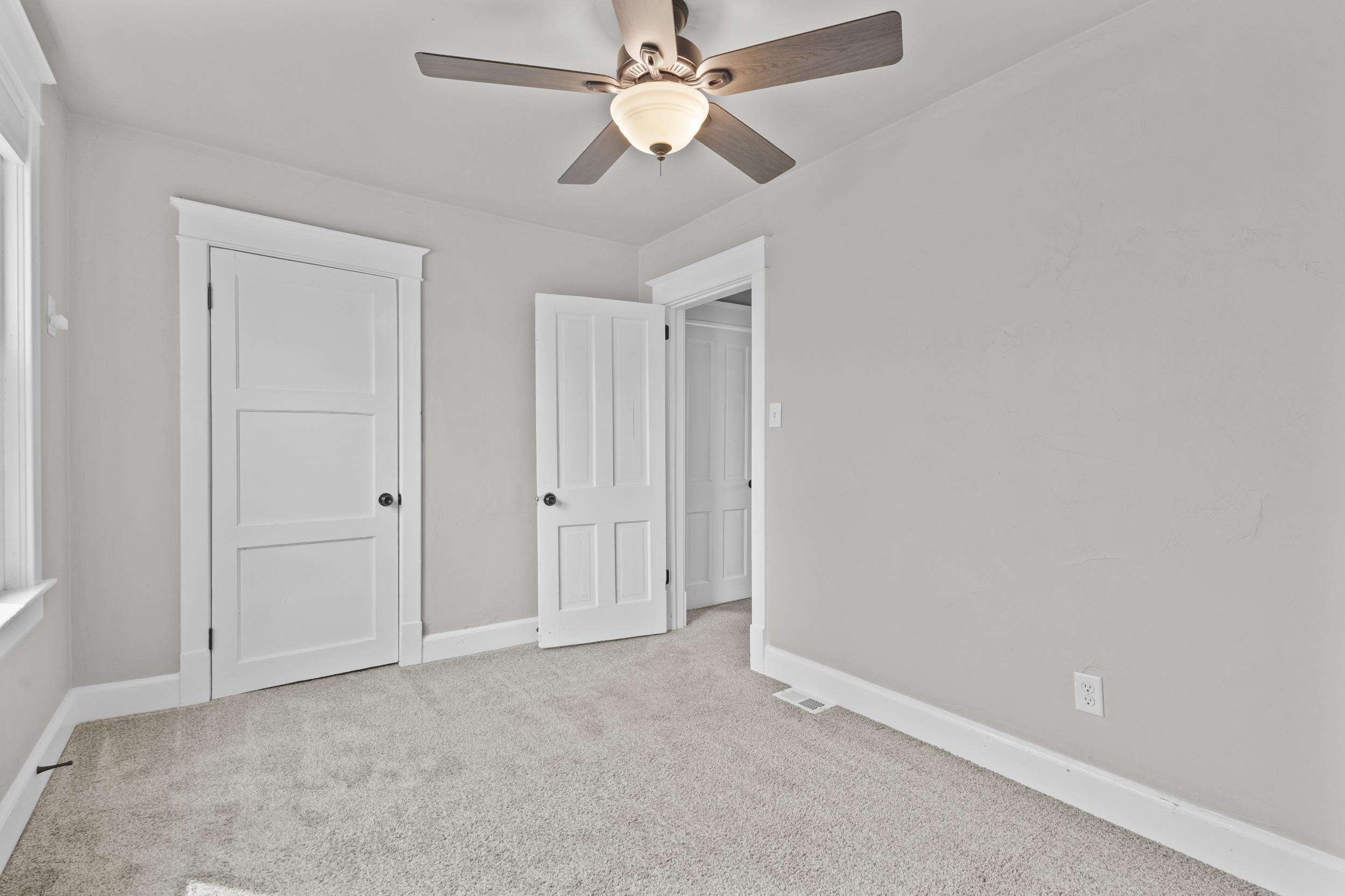 109 East Hancock Street Appleton, WI 54911 - Photo 21 of 28