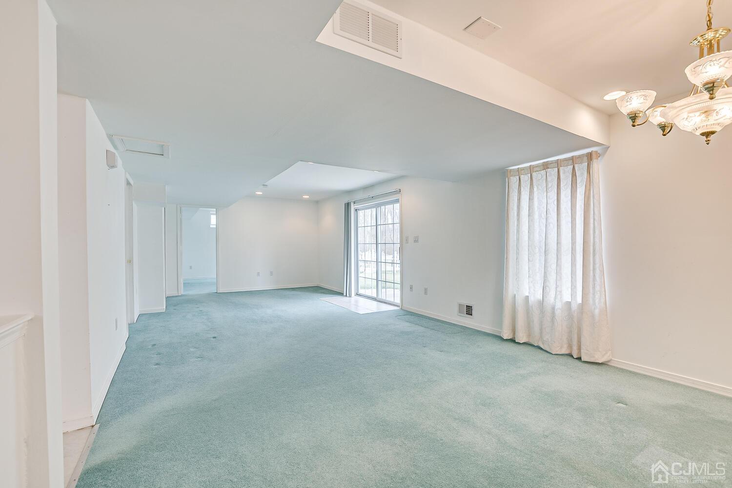 22 Timber Ridge Road North Brunswick, NJ 08902 - Photo 42 of 50 an empty room with windows