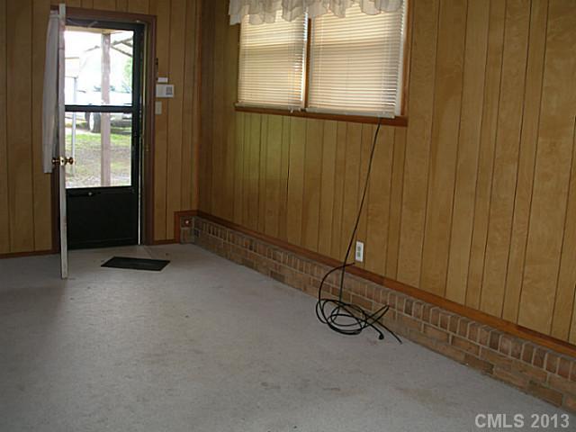 2439 Emmanuel Church Road Conover, NC 28613 - Photo 4 of 14 Gallery Image 4