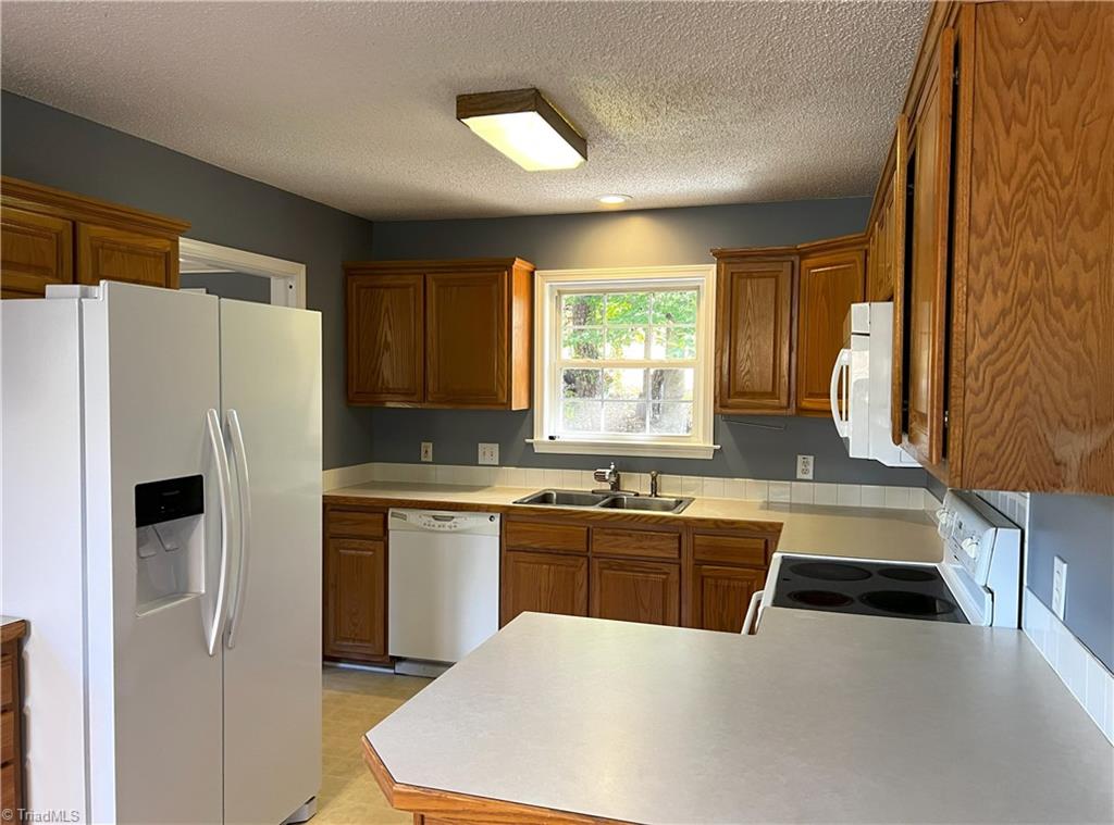 118 Carters Ridge Road Advance, NC 27006 - Photo 7 of 20 Gallery Image 7