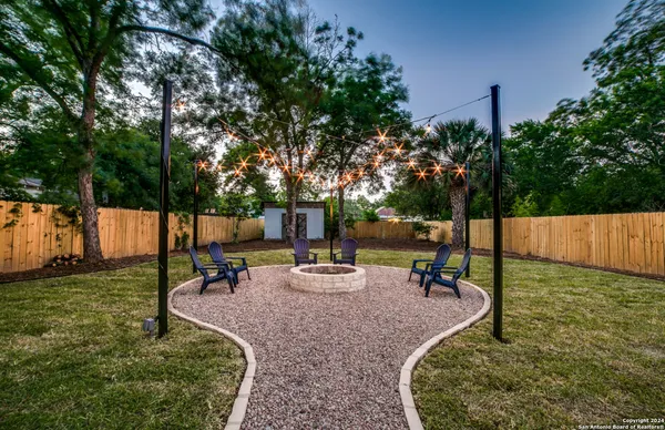 $2,950 | 321 St Francis Avenue, San Antonio, TX 78204