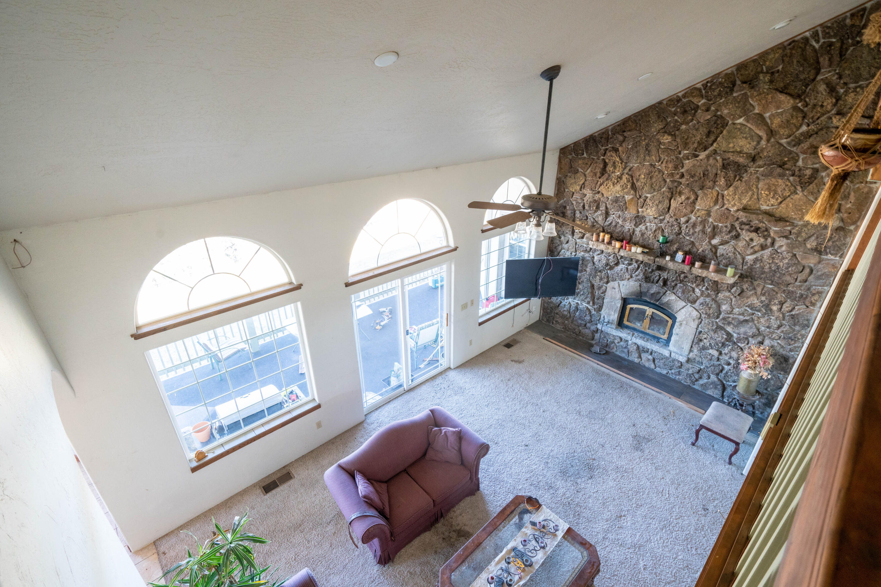 6935 Northeast Juniper Ridge Road Redmond, OR 97756 - Photo 32 of 68 DSC02487-HDR