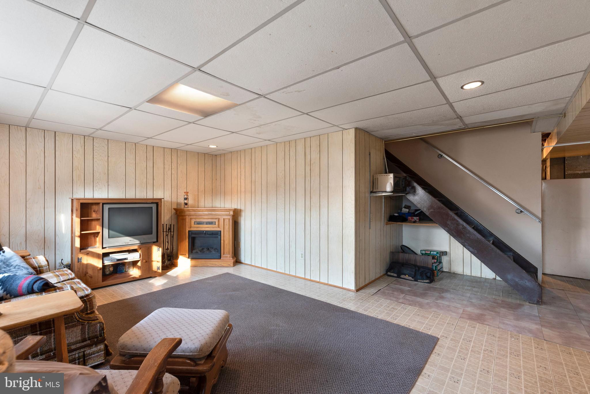 12340 Wyndom Road Philadelphia, PA 19154 - Photo 5 of 28